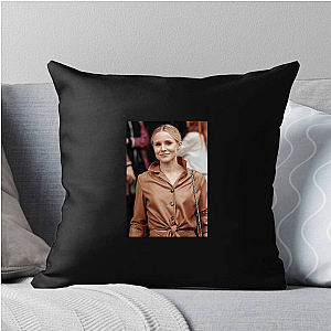 Kristen Bell Is Golden Kristen Bell Pillows Cover