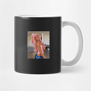 Viral Visionary Kristen Hancher Mugs
