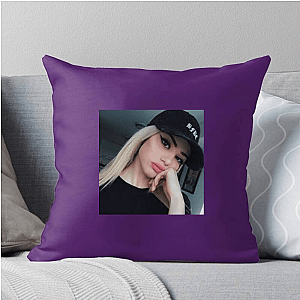 Social Media Maven Kristen Hancher Pillows Cover