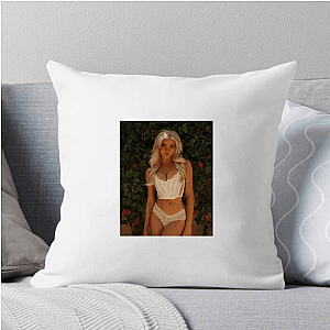 Digital It-Girl Kristen Hancher Pillows Cover