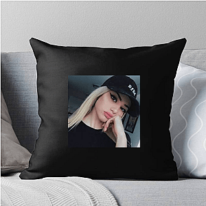 Social Media Maven Kristen Hancher Pillows Cover