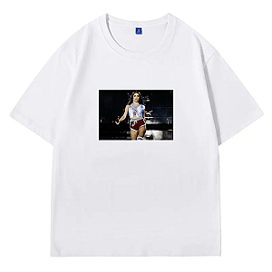 Queen Mode: Lali Lali Esposito T-Shirts