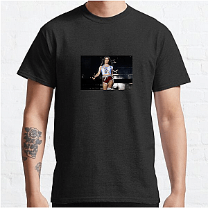 Queen Mode: Lali Lali Esposito T-Shirts