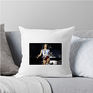 Queen Mode: Lali Lali Esposito Pillows Cover