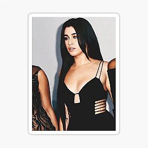 Lauren Jauregui's red carpet look
