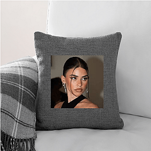 Content Queen Leah Halton Leah Halton Pillows Cover