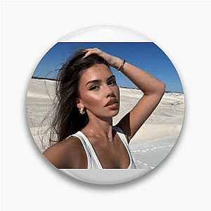 Social Trendsetter Leah Halton Leah Halton Pins