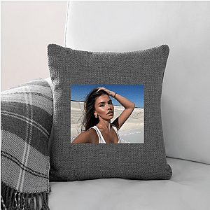 Social Trendsetter Leah Halton Leah Halton Pillows Cover