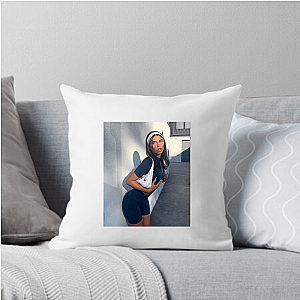 Style Icon Leah Halton Leah Halton Pillows Cover