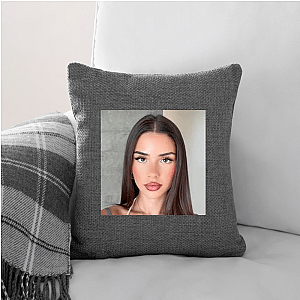 Digital It-Girl Leah Halton Leah Halton Pillows Cover