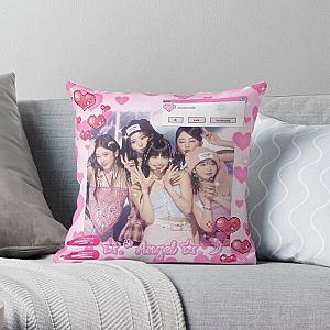 LE SSERAFIM AESTHETIC OT5 PINK Throw Pillow