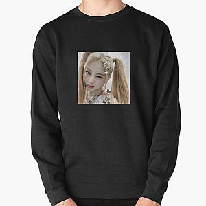 Yunjin le sserafim  Pullover Sweatshirt