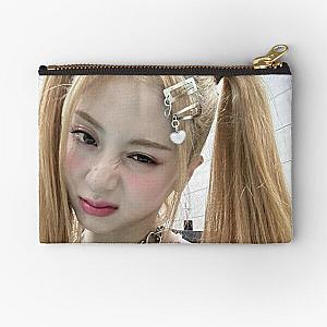 Yunjin le sserafim  Zipper Pouch