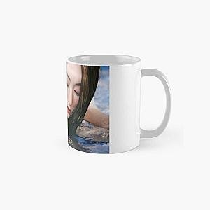 LE SSERAFIM YUNJIN Classic Mug