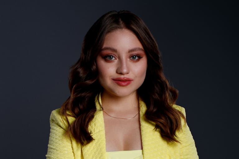 Unveiling Karol Sevilla's Official Store: A Singer’s Dream!