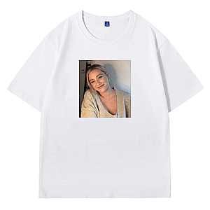 Lili Reinhart Unforgettable Performances Lili Reinhart T-Shirts