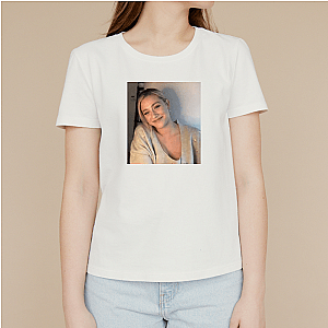 Lili Reinhart Unforgettable Performances Lili Reinhart T-Shirts