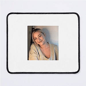 Lili Reinhart Unforgettable Performances Lili Reinhart Mouse Pads