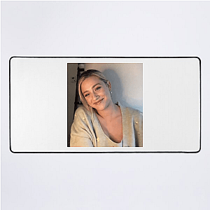 Lili Reinhart Unforgettable Performances Lili Reinhart Mouse Pads