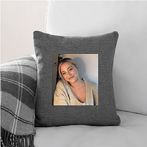 Lili Reinhart Unforgettable Performances Lili Reinhart Pillows Cover