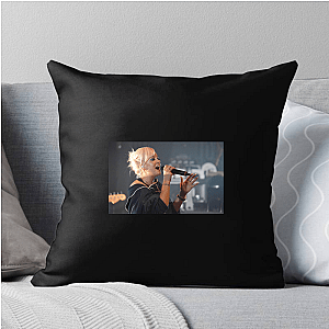 Allen’s Got the Attitude Lily Allen Pillows Cover
