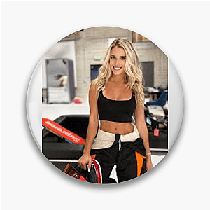 Social Media Speed Star Lindsay Brewer Pins