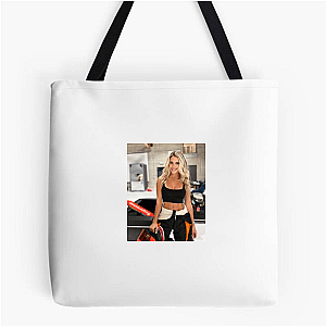Social Media Speed Star Lindsay Brewer Bags