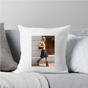 Liv Harland Pop Ballad Queen Liv Harland Pillows Cover