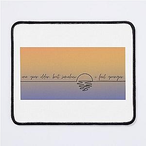 march - lizzy mcalpine Mouse Pad