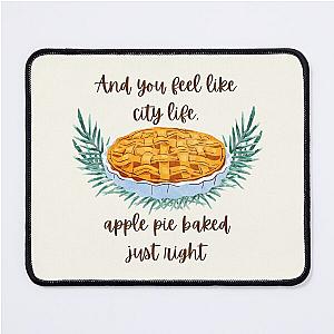 Lizzy McAlpine Apple Pie Mouse Pad