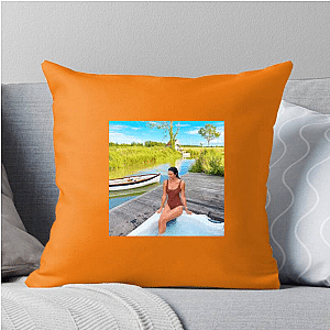 Wellness Coach Lucy Mecklenburgh Pillows Cover