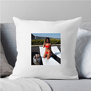 Social Media Star Lucy Mecklenburgh Pillows Cover