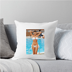 TV Personality Lucy Mecklenburgh Pillows Cover
