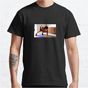 Online Trainer Lucy Mecklenburgh T-Shirts