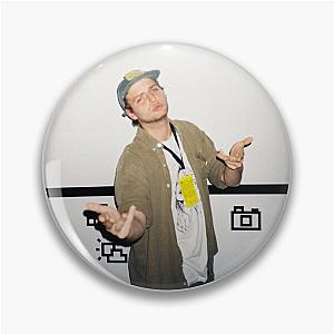 Singer Mac Demarco Circle Design Pin