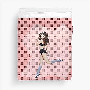 maddie ziegler dancing Duvet Cover