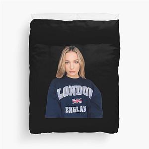 Lovely Girl Maddie Ziegler Duvet Cover