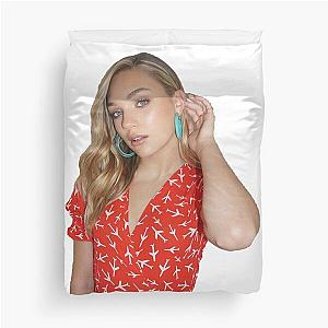 Maddie ziegler Duvet Cover