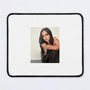 Maggie Lindemann Beyond The Pop Chart Maggie Lindemann Mouse Pads