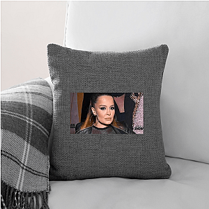 Strong Woman Maiara Maiara Pillows Cover