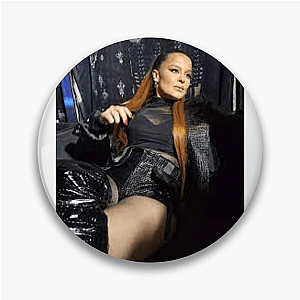 Stage Queen Maiara Maiara Pins