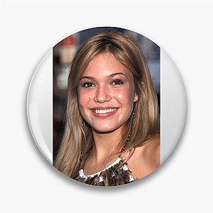 Mandy Moore From Pop Star To Screen Queen Mandy Moore Pins