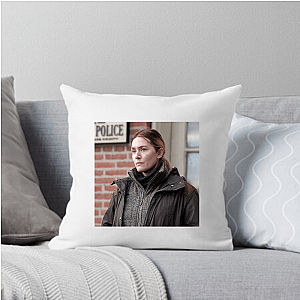 No Fairy Tales in Easttown Mare Of Easttown Pillows Cover