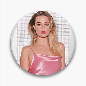 Margot Robbie Beyond The Screen Margot Robbie Pins