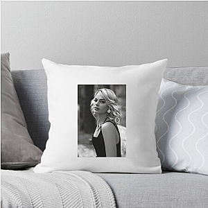 Margot Robbie Oscar Nominated Talent Margot Robbie Pillows Cover