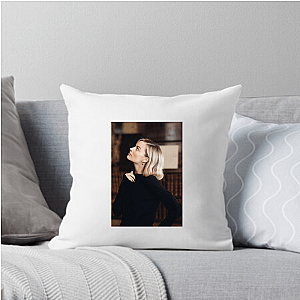 Margot Robbie Barbie Queen Margot Robbie Pillows Cover