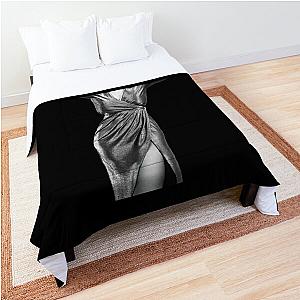 Great Model Marina Diamandis Dress Comforter