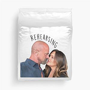 Mariska hargitay and Chris meloni Duvet Cover