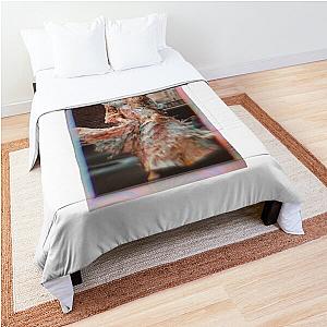 Mariska hargitay  Comforter