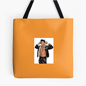 Tag Team Specialist Max Caster Bags